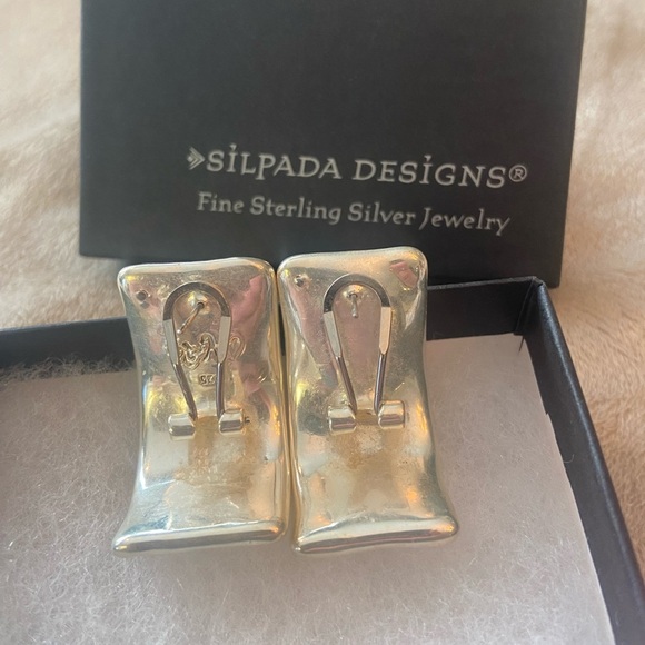 VINTAGE SILPADA 925 STERLING SILVER OMEGA POST EARRINGS - Picture 2 of 4